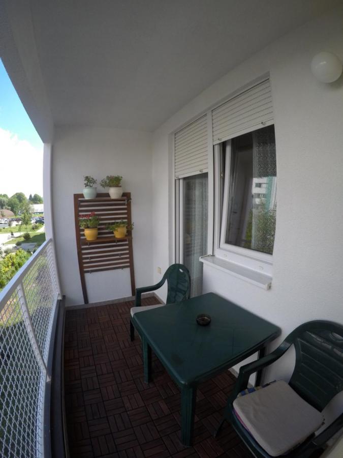 Ferienwohnung Stan Na Dan "Irina" Banja Luka Exterior foto