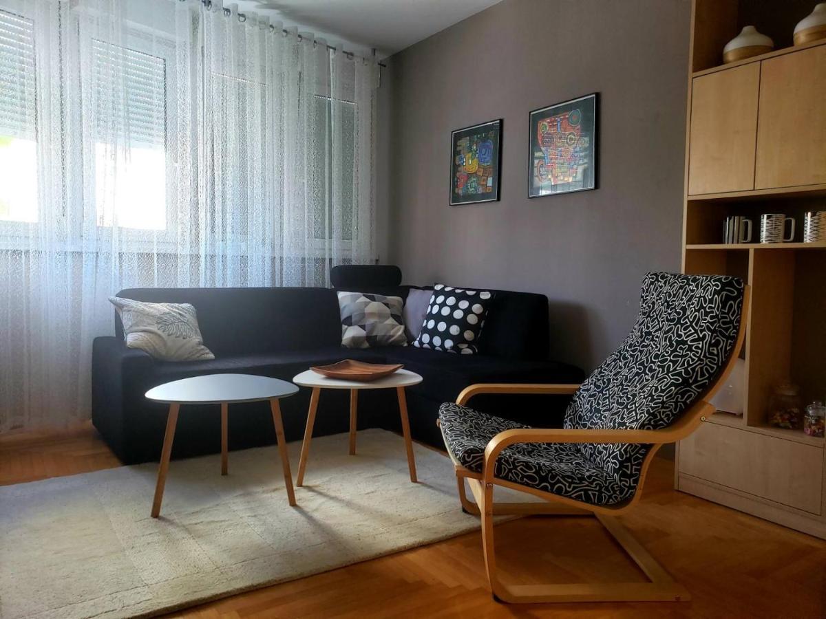 Ferienwohnung Stan Na Dan "Irina" Banja Luka Exterior foto