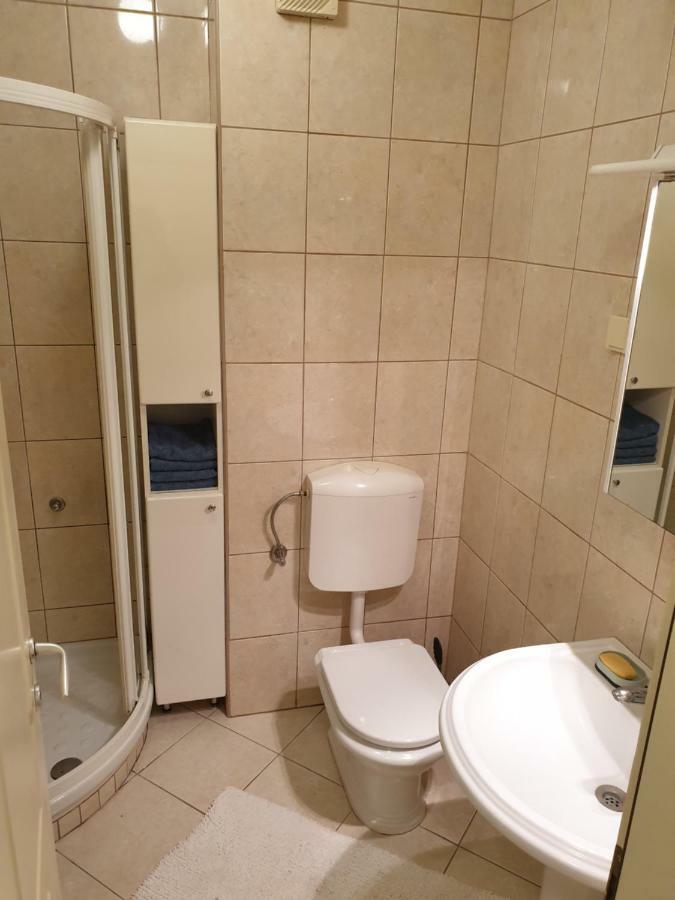 Ferienwohnung Stan Na Dan "Irina" Banja Luka Exterior foto